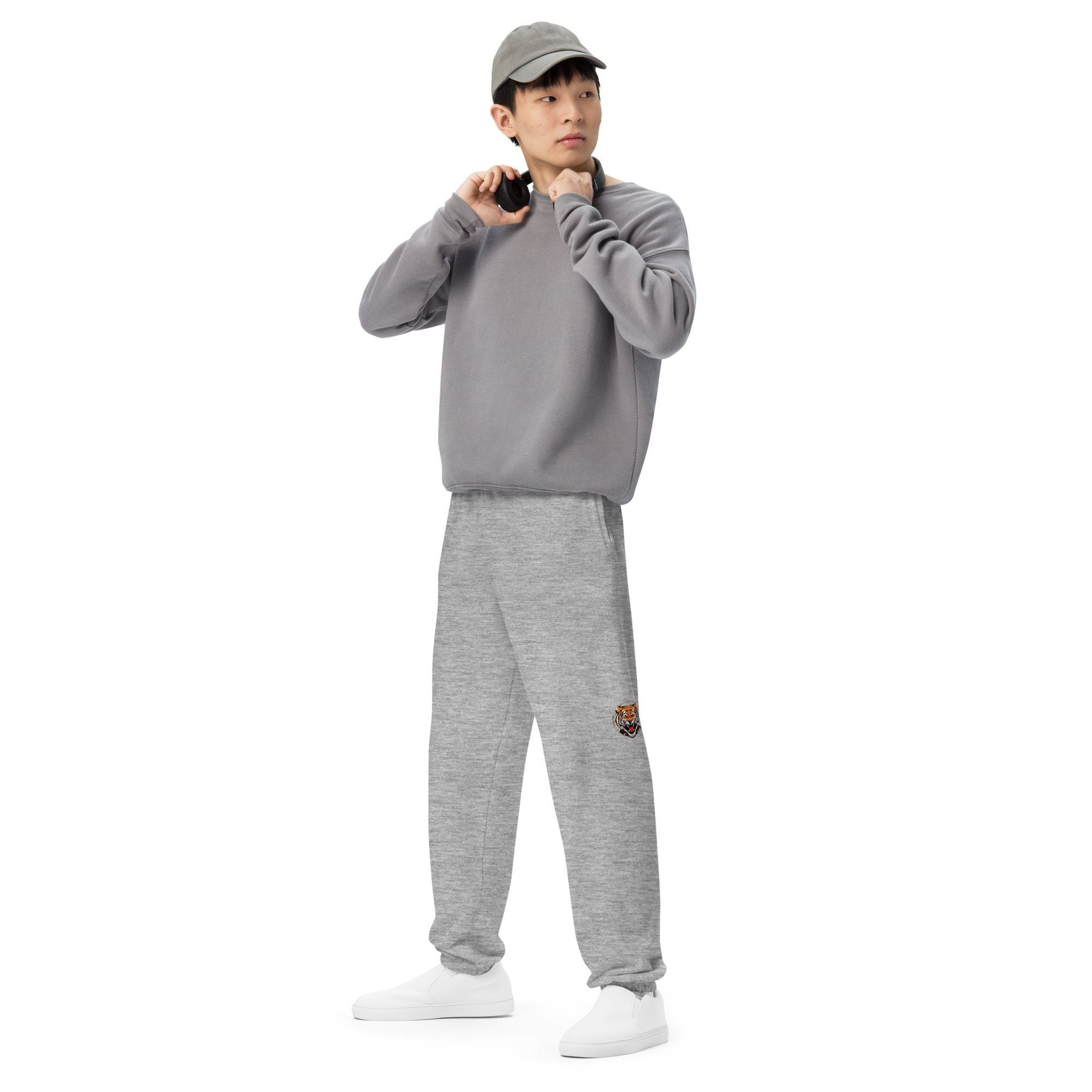 unisex-standard-comfort-sweatpants-heather-grey-front-6554e879ac2a4.jpg